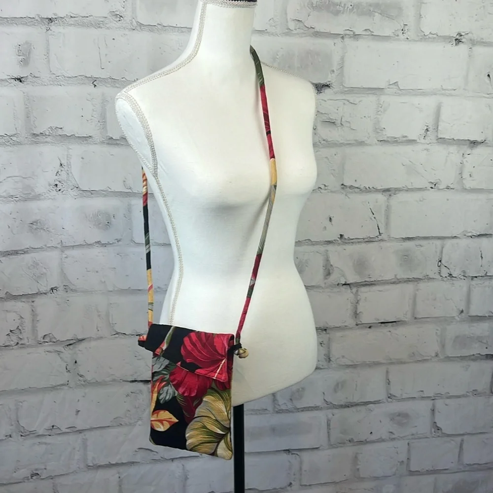 Unbranded Tropical Floral Motif Fabric Crossbody Red Black Multi.